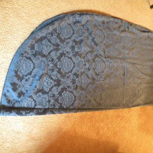 Dark blue oval table cloth
